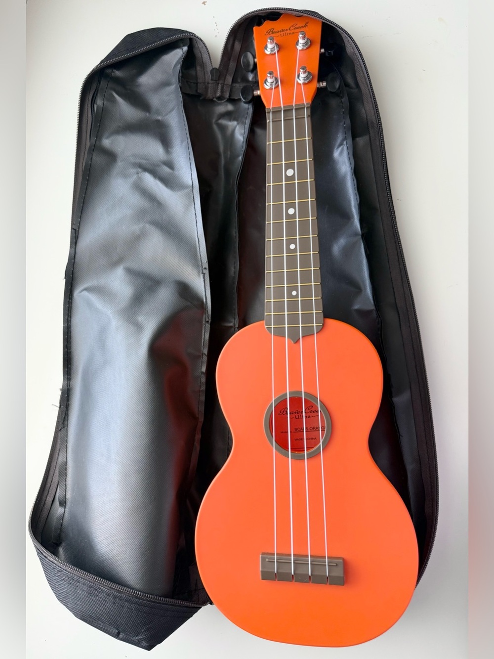 Beaver Creek Ulina ABS Soprano Ukulele ORANGE with carrying case